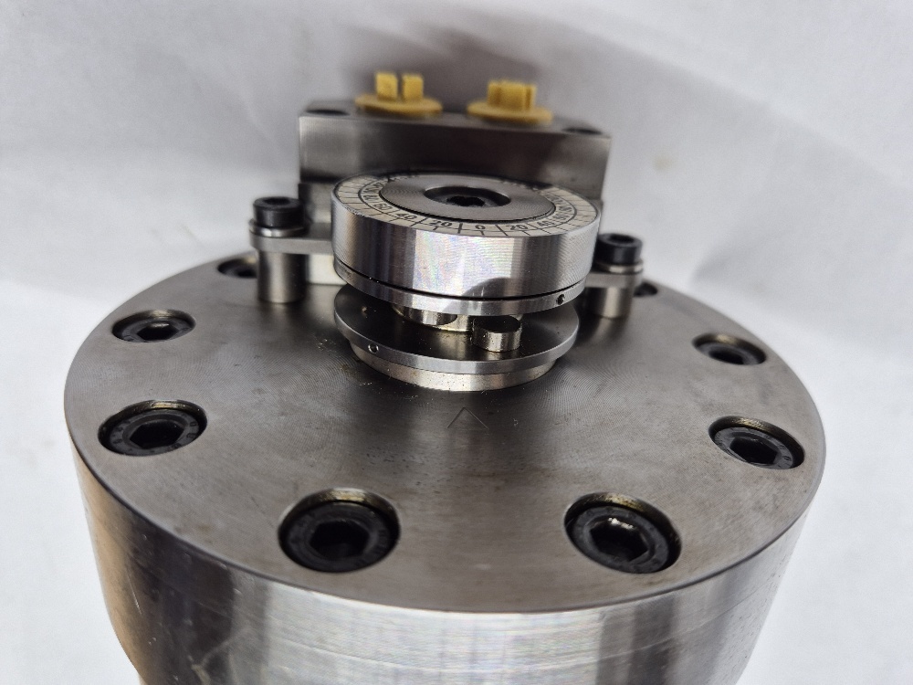 HSE-03SP/0507/1574 hoek cilinder 250° Hense