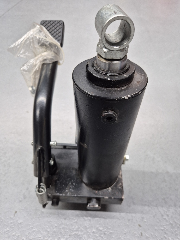 3286-350 Hefcilinder Fetra