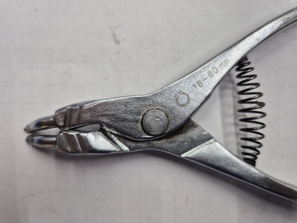 167E.18 <18-60mm> 45° Borgring tang Facom Used