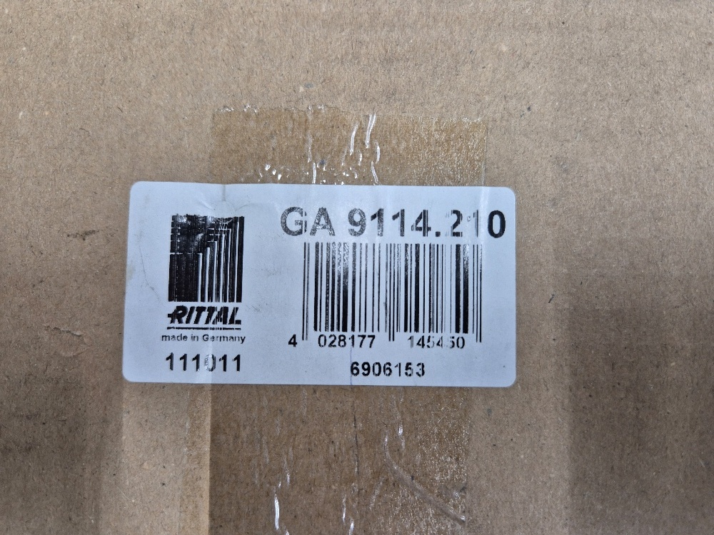 GA 9114.210 Universele behuizing Rittal