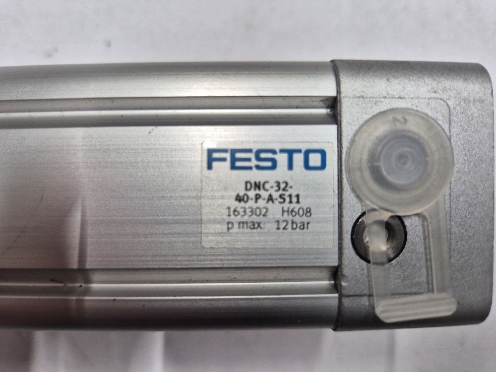 DNC-32-40-P-A-S11 Cilinder Festo