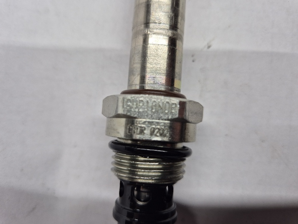 SVP10-NO-00-00-B-00 cartridge valve Comatrol C10-2