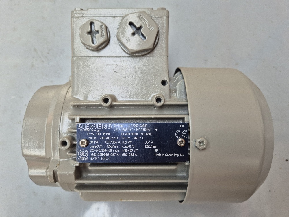 1LA7063-4AB12 Motor Siemens