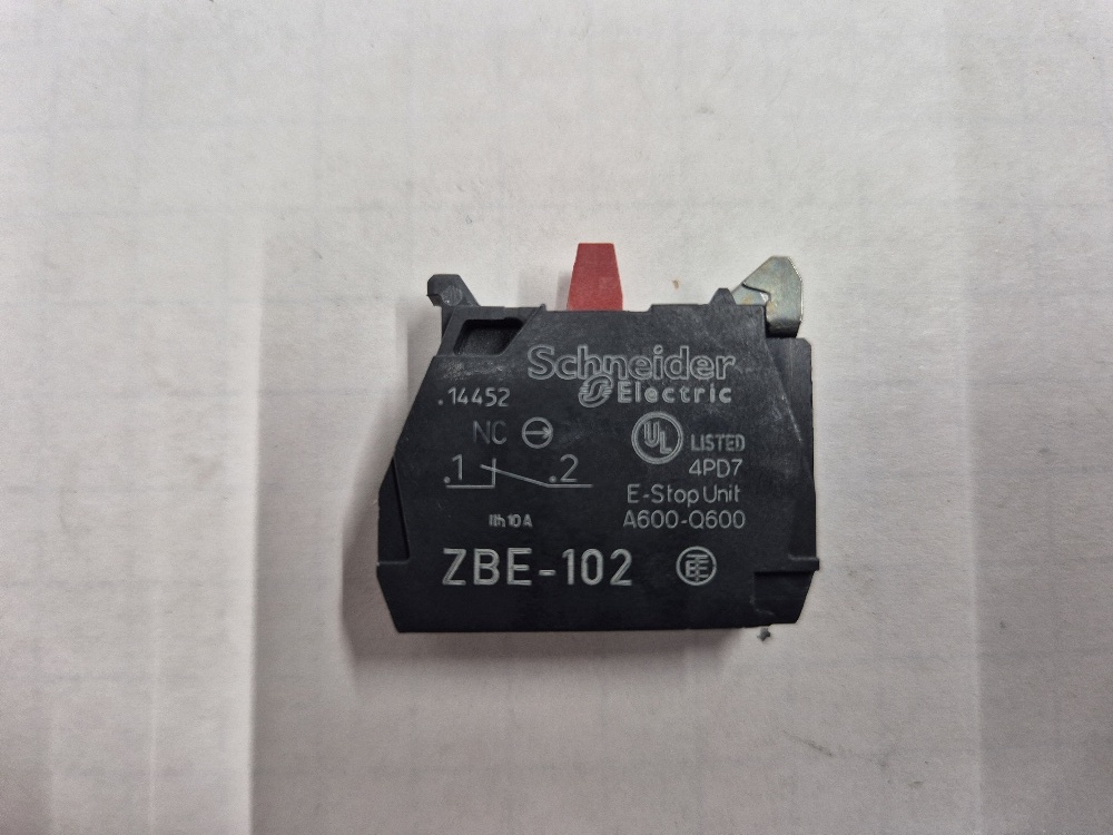 ZBE-102 Contactelement NC Schneider Electric