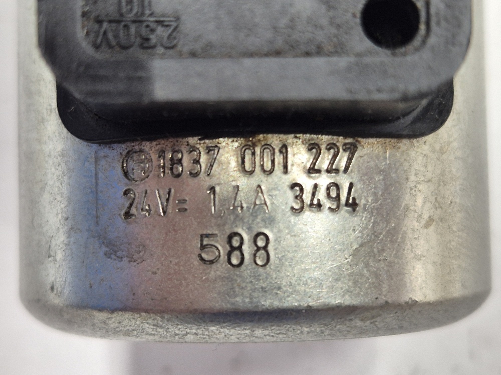 1.837.001.227 Spoel 24Vdc Bosch Used