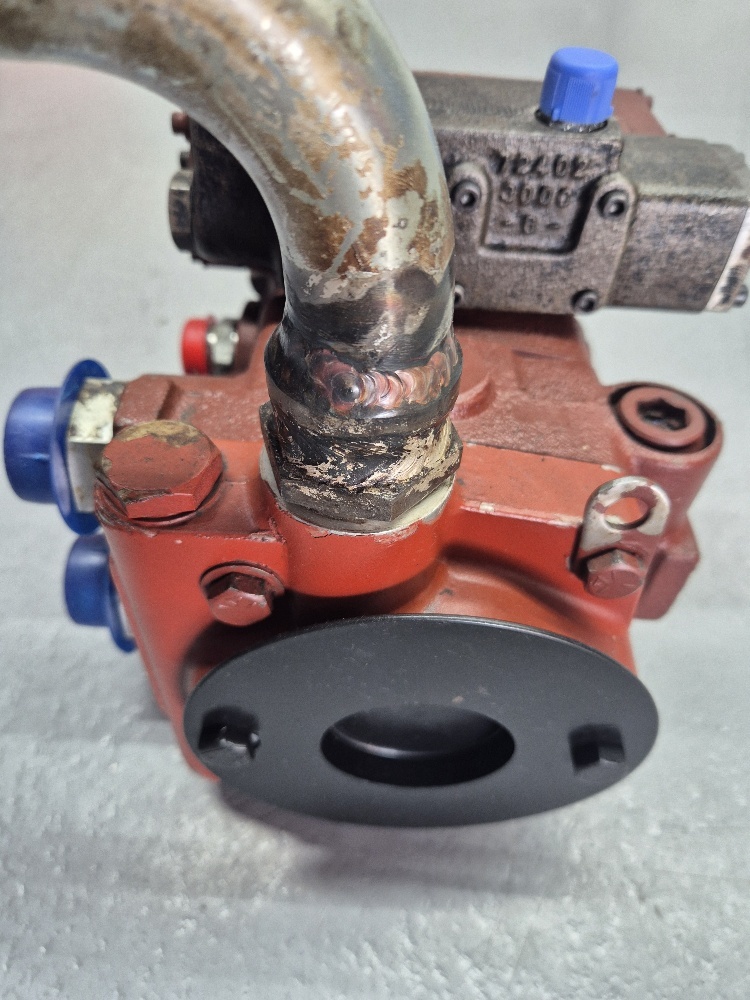 72400-029-03 plunjerpomp Eaton Used