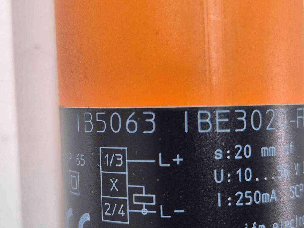 IB5063 Inductieve sensor IFM