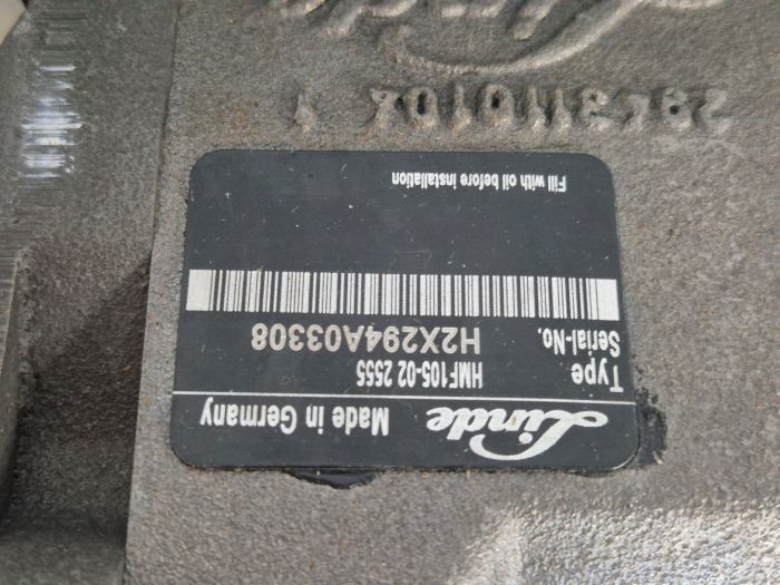 HMF105-02 2555 plunjermotor Linde