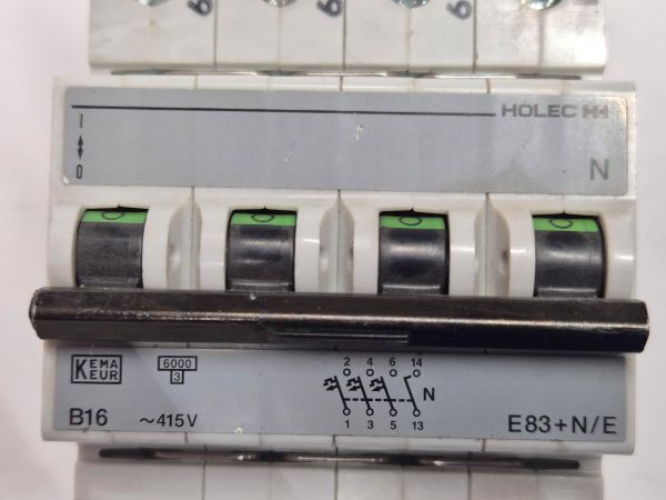 E83+N/E B16 Automaat Holec Used