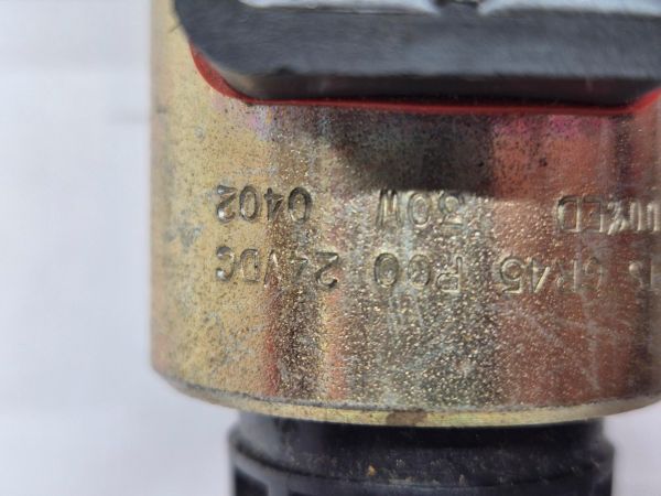 D1VW8CNJP75 4/3 24Vdc NG6 Ventiel Parker Used