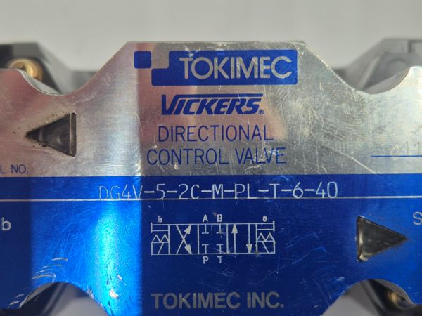 DG4V-5-2C-M-PL-T-6-40 4/3 NG10 ventiel Vickers / Tokimec