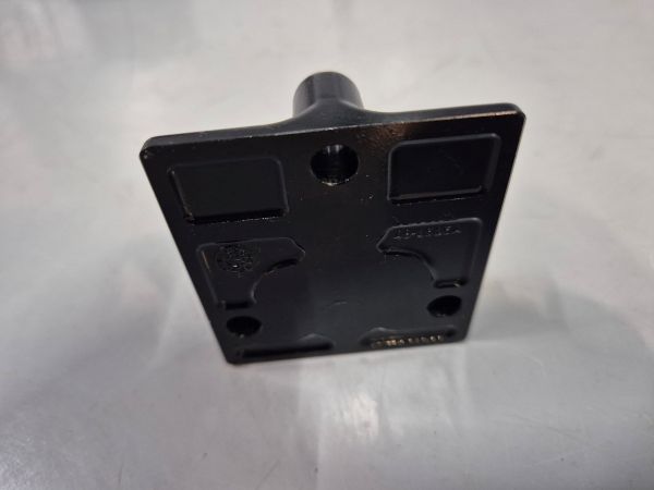 TC-00-00-00-AL-F-A  Eindplaat Rexroth