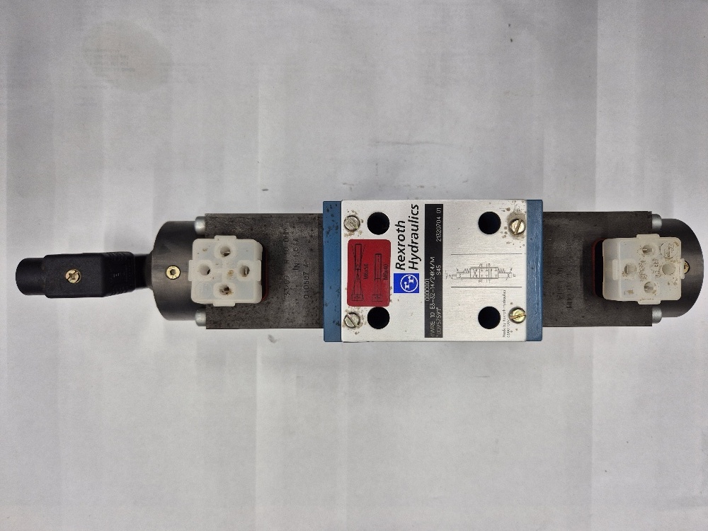 4WRE10E3-32-14/24K4/M NG10 4/3 Proportioneel ventiel Rexroth