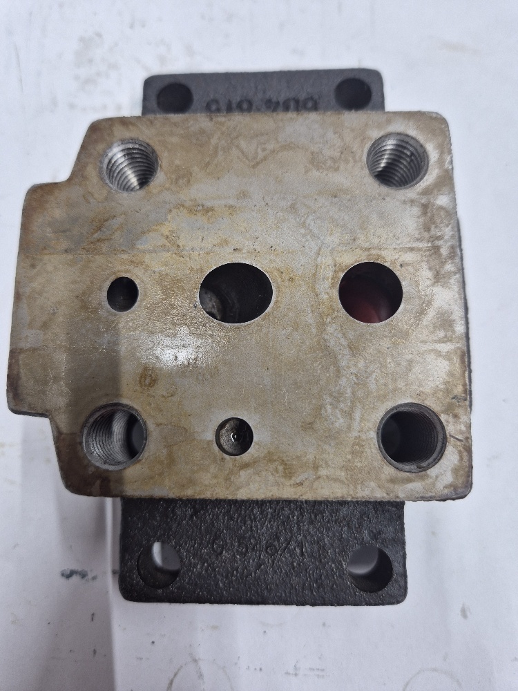 G546/01 DIN/ISO10 Manifold Rexroth