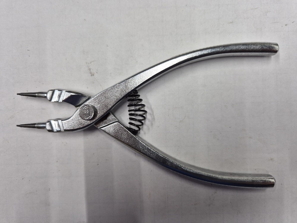 179E.9 >3-10mm< 180° Seeger ring Pliers Facom Used