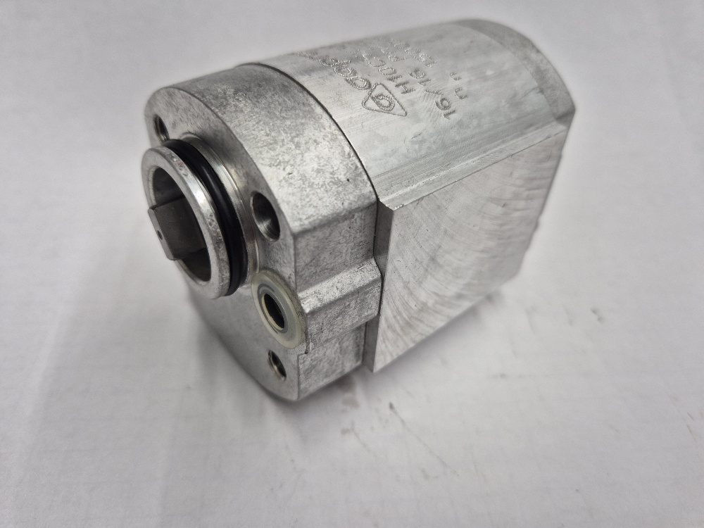 H10C5X302 external gear pump Caproni