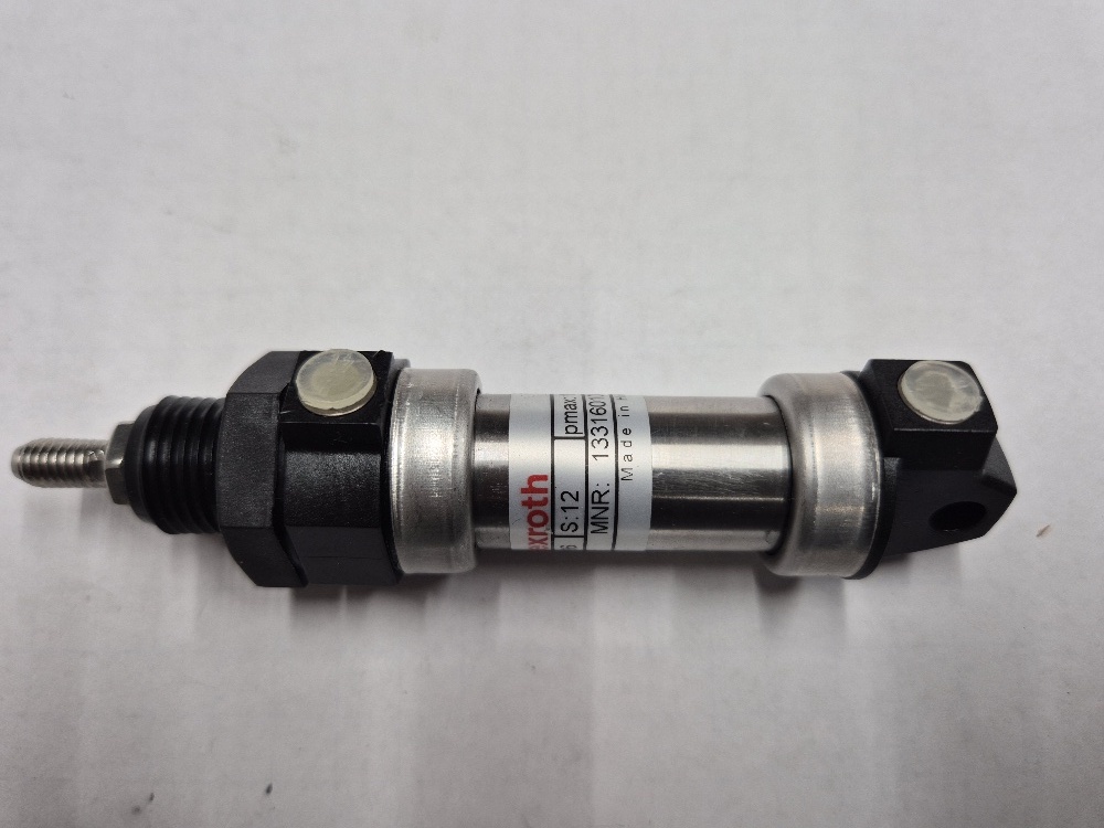 1 331 601 000 Cilinder Rexroth