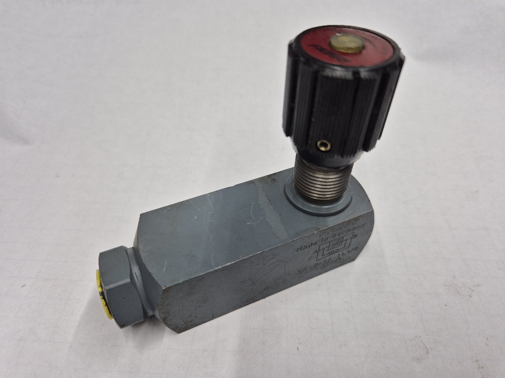 SRVR-06-01.1/0 2-way flowcontrol/checkvalve pressure compensated Flutec