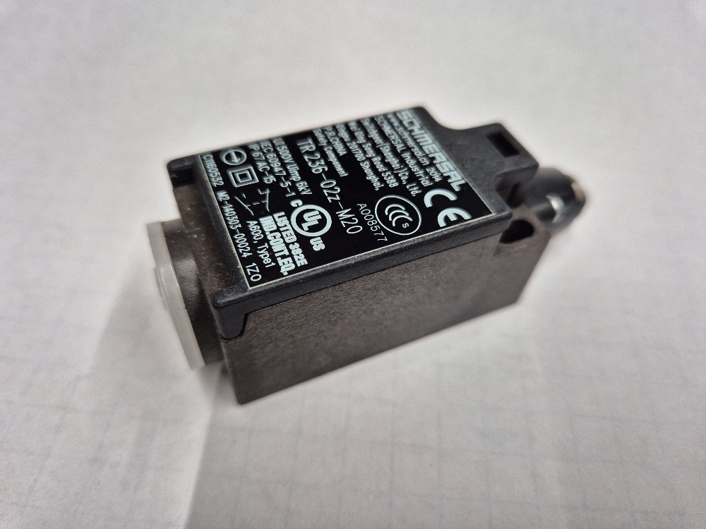 TR236-02z-M20 eind schakelaar Schmersal