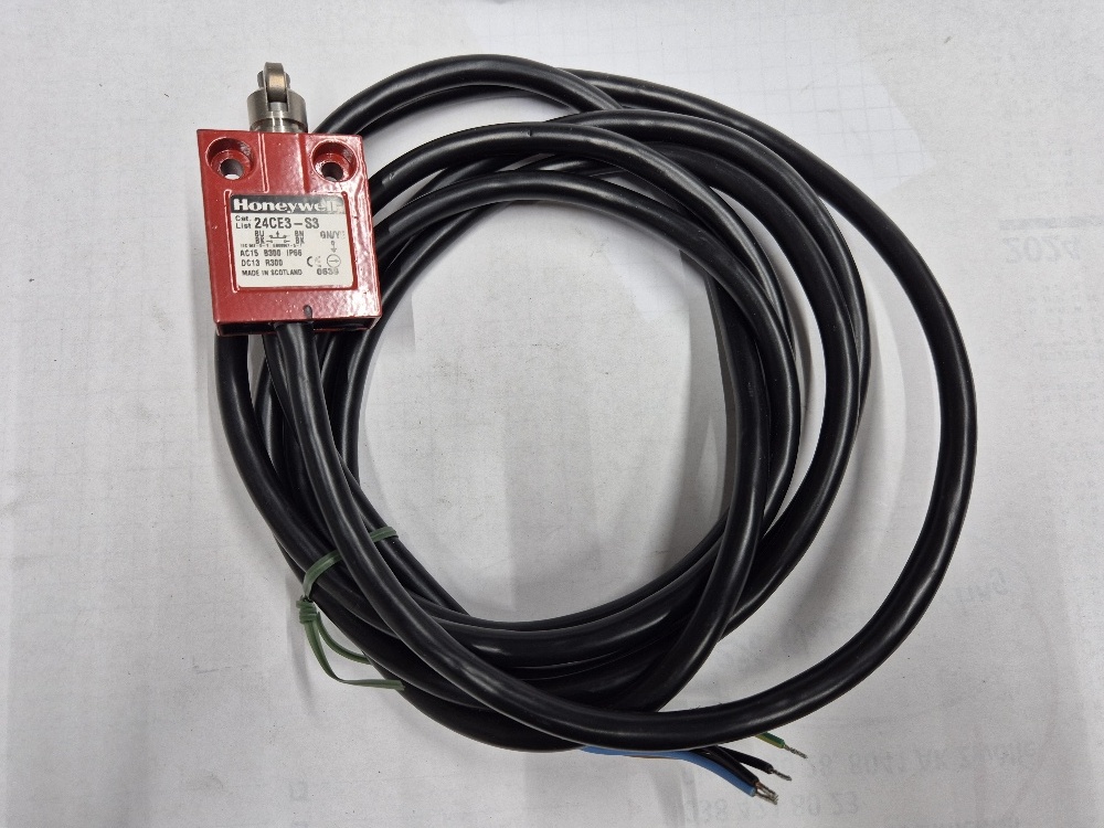 24CE3-S3 schakelaar Honeywell
