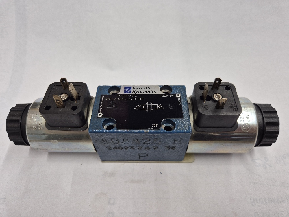 4WE 6 M62/EG24N9K4 4/3 Cetop03 valve Rexroth