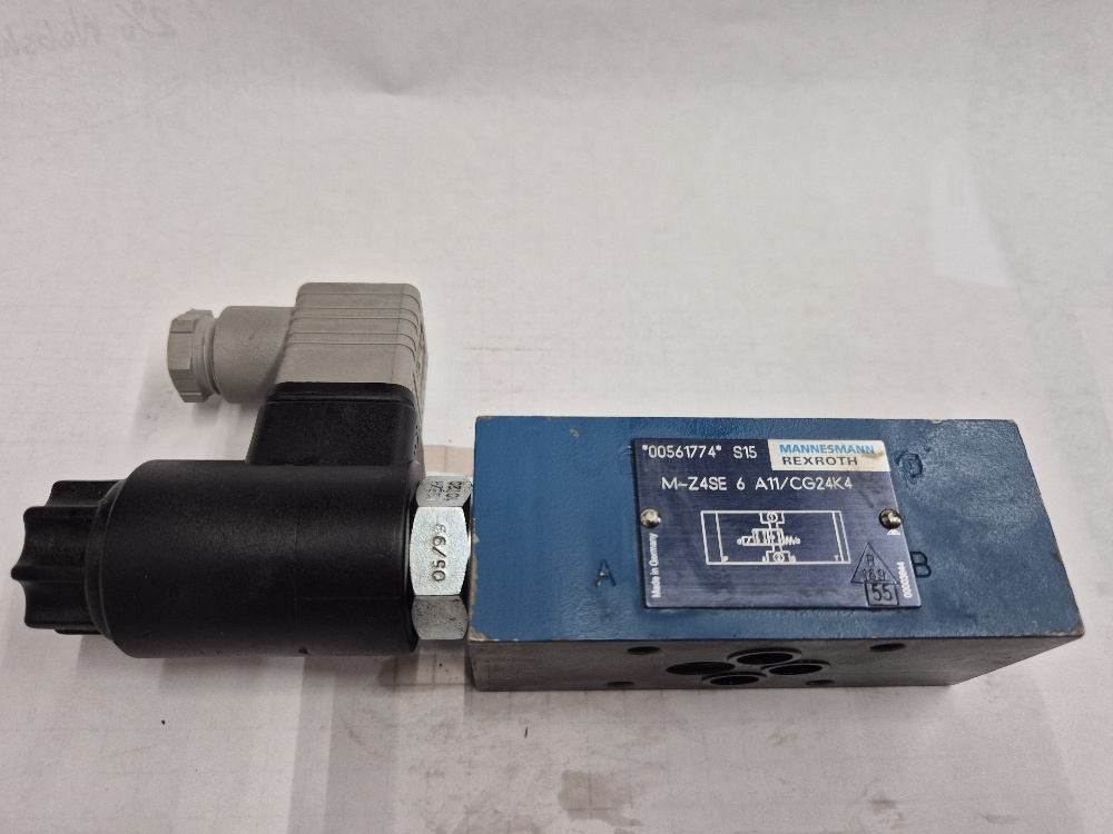 M-Z4SE 6 A11/CG24K4 NG6  4/2 tussenplaat Rexroth