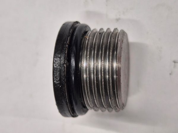 7/8" UNF SAE Plug