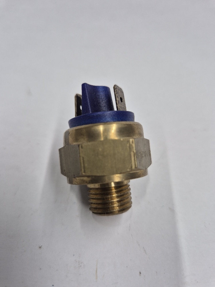 501210110 Temperatuur schakelaar