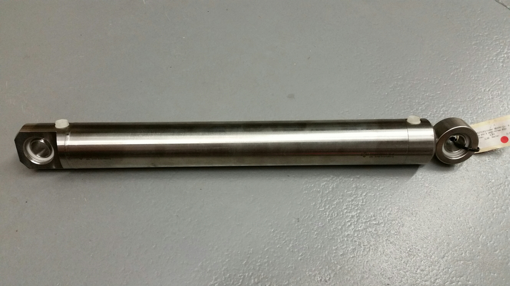 D30-63-450/667 cilinder RVS SSH