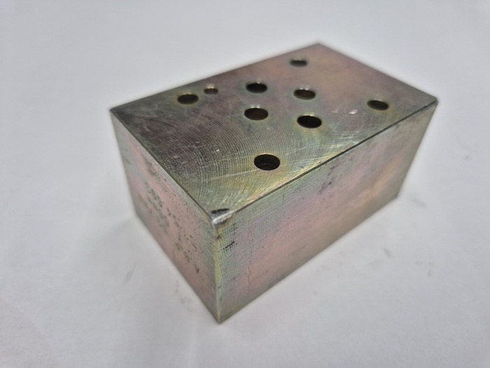 54.603 Cetop03 restrictor sandwich plate A,B,P D2,7mm T D6mm