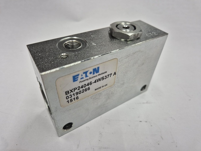 BXP24046-4W-S-377 Manifold Integrated / Eaton A12088