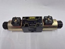 D1VW8CNJP75 4/3 24Vdc Cetop03 valve Parker Used