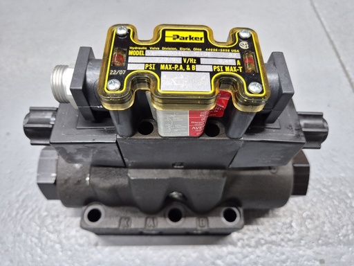 [500501] D61VW004C4NYC456-82 Cetop8 4/3 directional control valve Parker