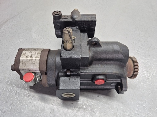 [501033] LRR-025C LS 25 20 NN N 3 K1AG A6N PLB NNN NNN plunjerpomp Sauer-Danfoss Used