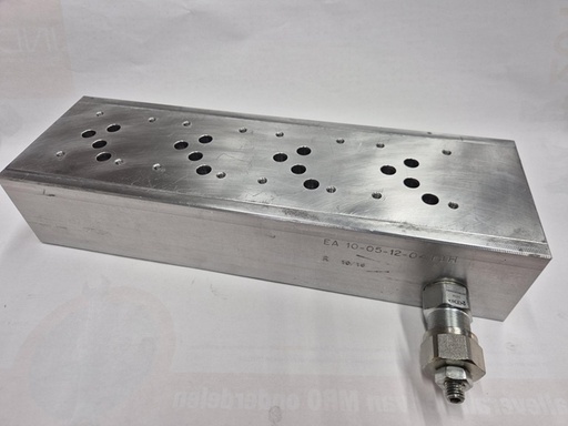 [501111] EA 10-05-12-04-1-3-H Manifold Cetop05 4-station Oleodinamica 2MP