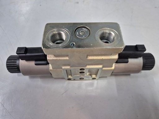 [501617] EDC-P1-E2-S4-OC-07-2-00 sectional valve Rexroth
